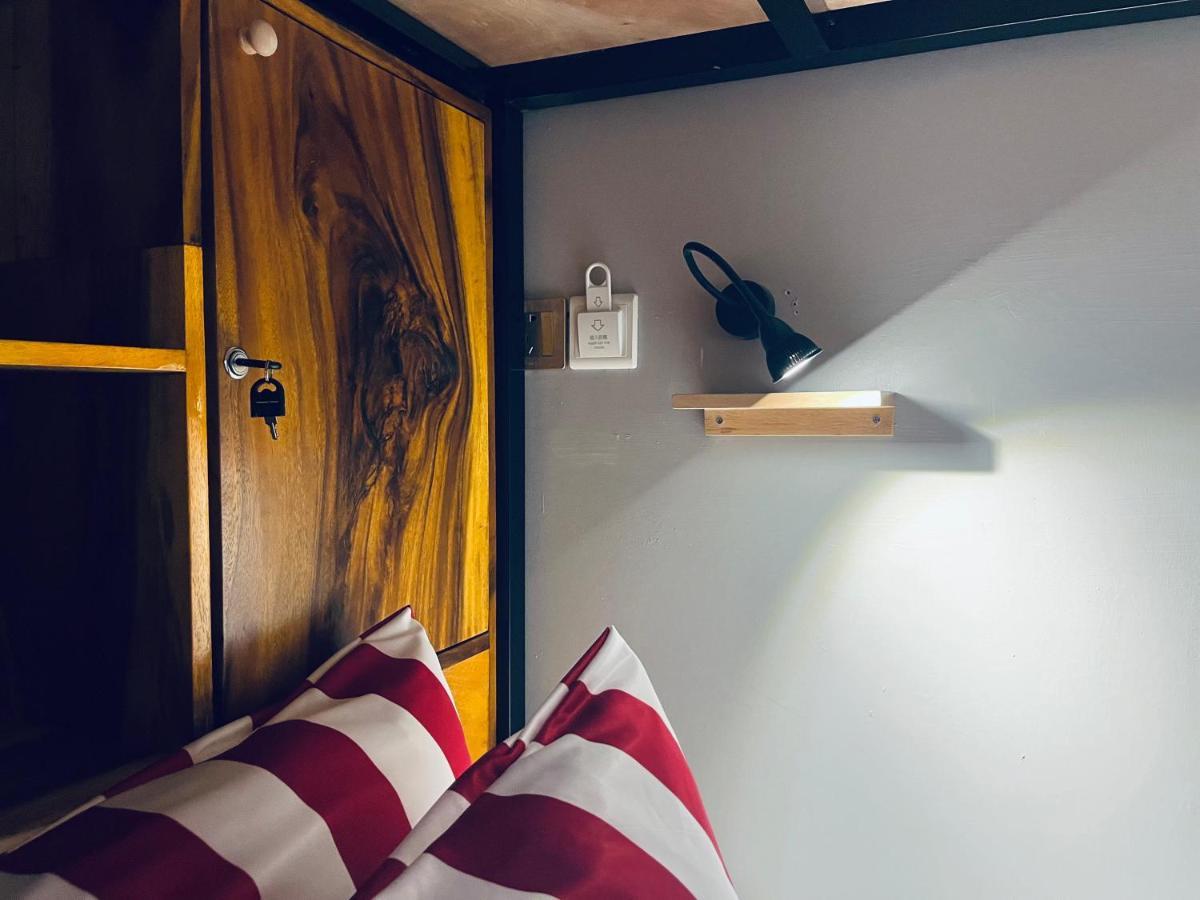 Por Chey Hotel Батамбанг Екстериор снимка