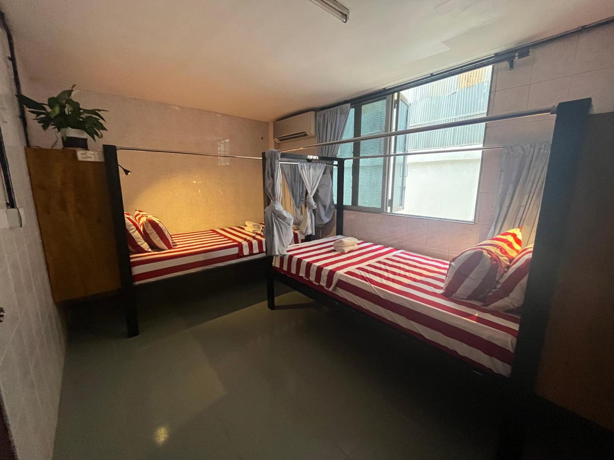 Por Chey Hotel Батамбанг Екстериор снимка
