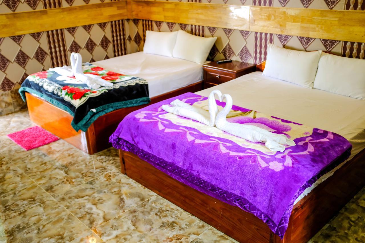 Por Chey Hotel Батамбанг Екстериор снимка
